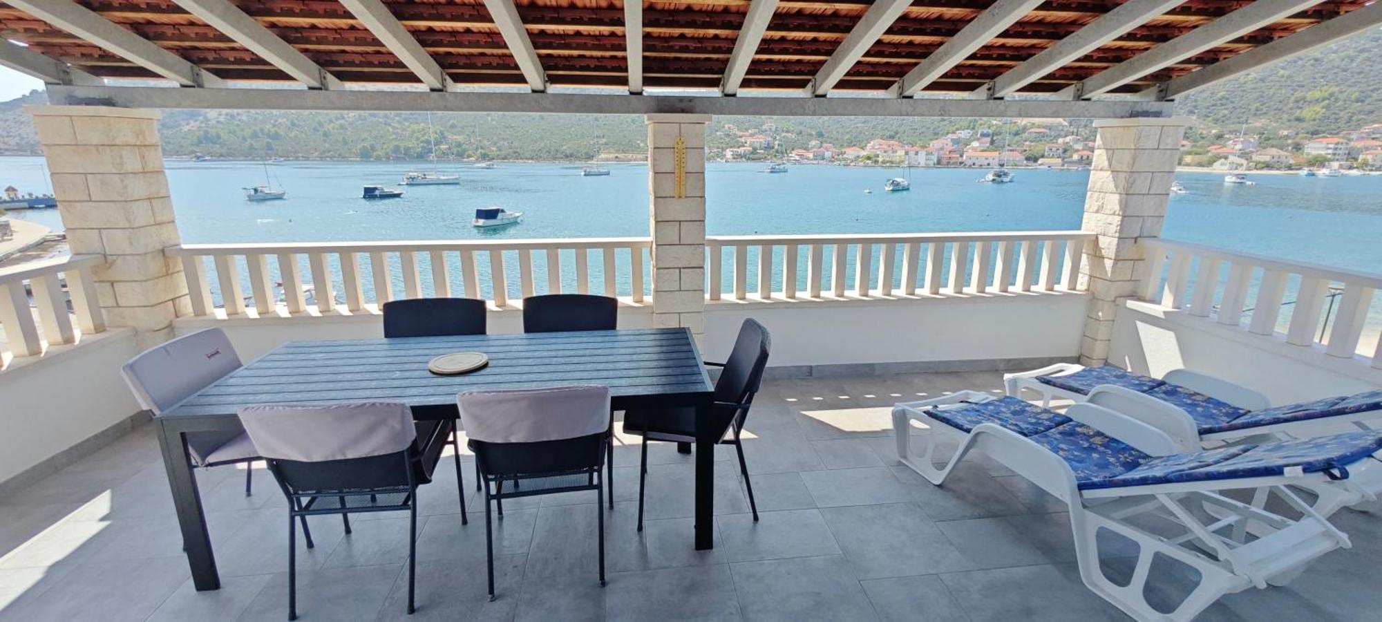 Villa Luce Vinisce ภายนอก รูปภาพ